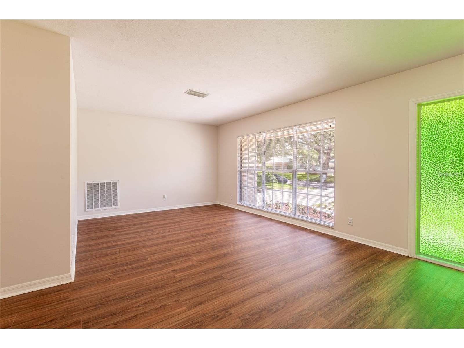 514 Crestover Drive Temple Terrace FL 33617 TB8474535 image5