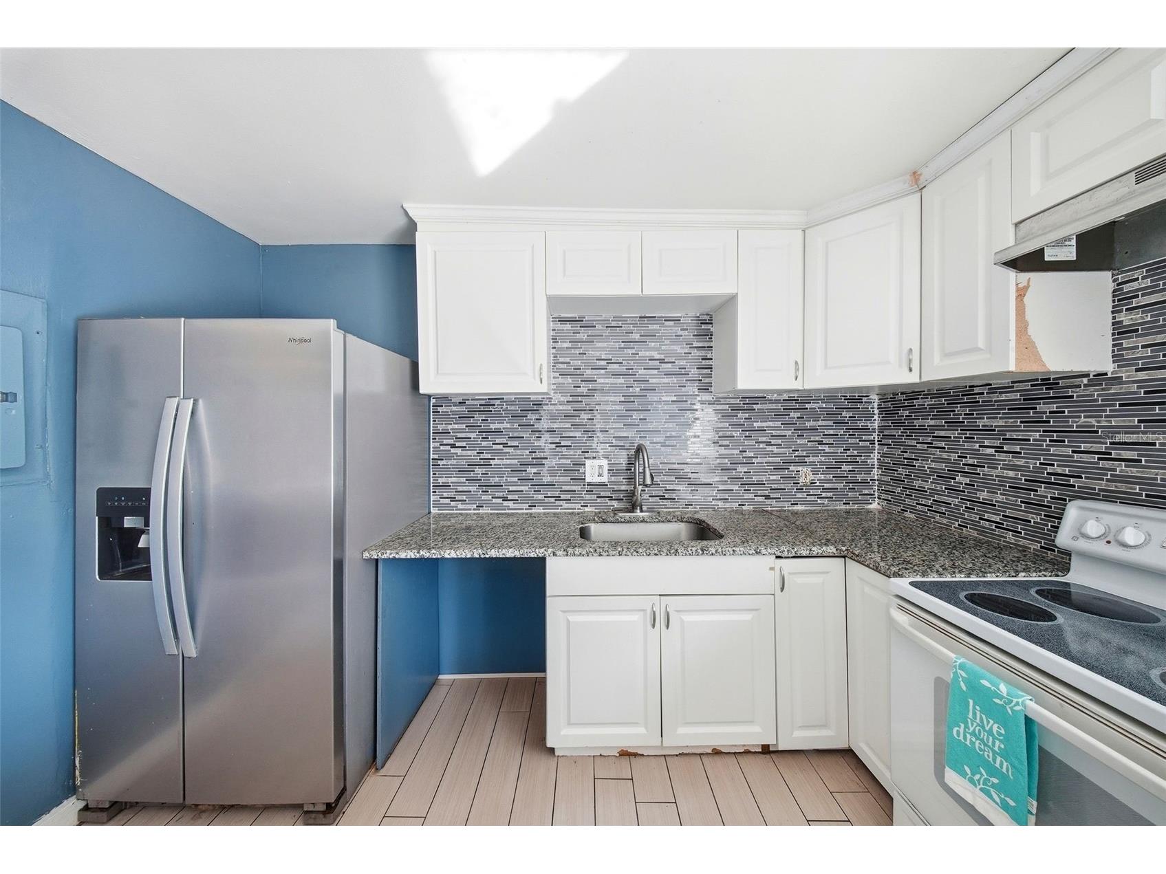 514 E Morgan Street Tarpon Springs FL 34689 TB8476416 image11
