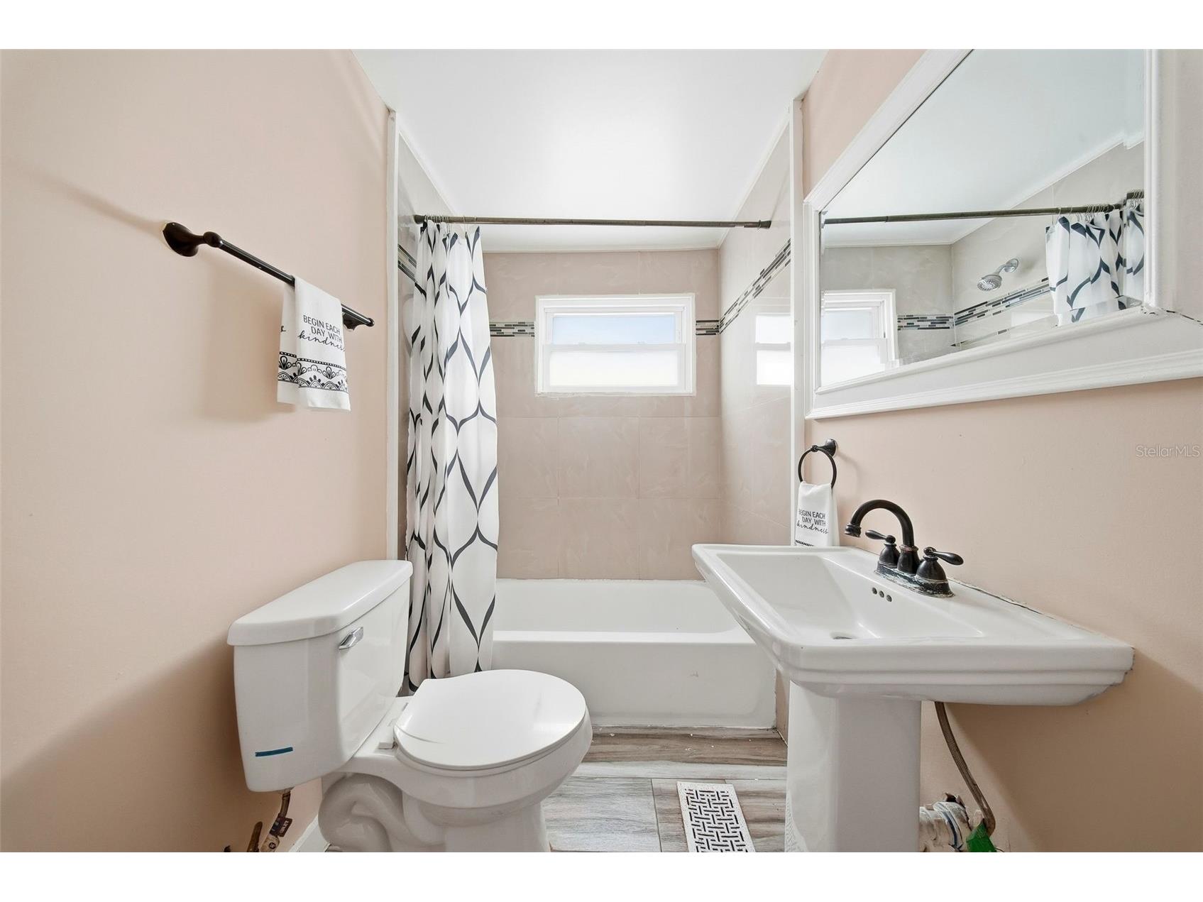 514 E Morgan Street Tarpon Springs FL 34689 TB8476416 image22
