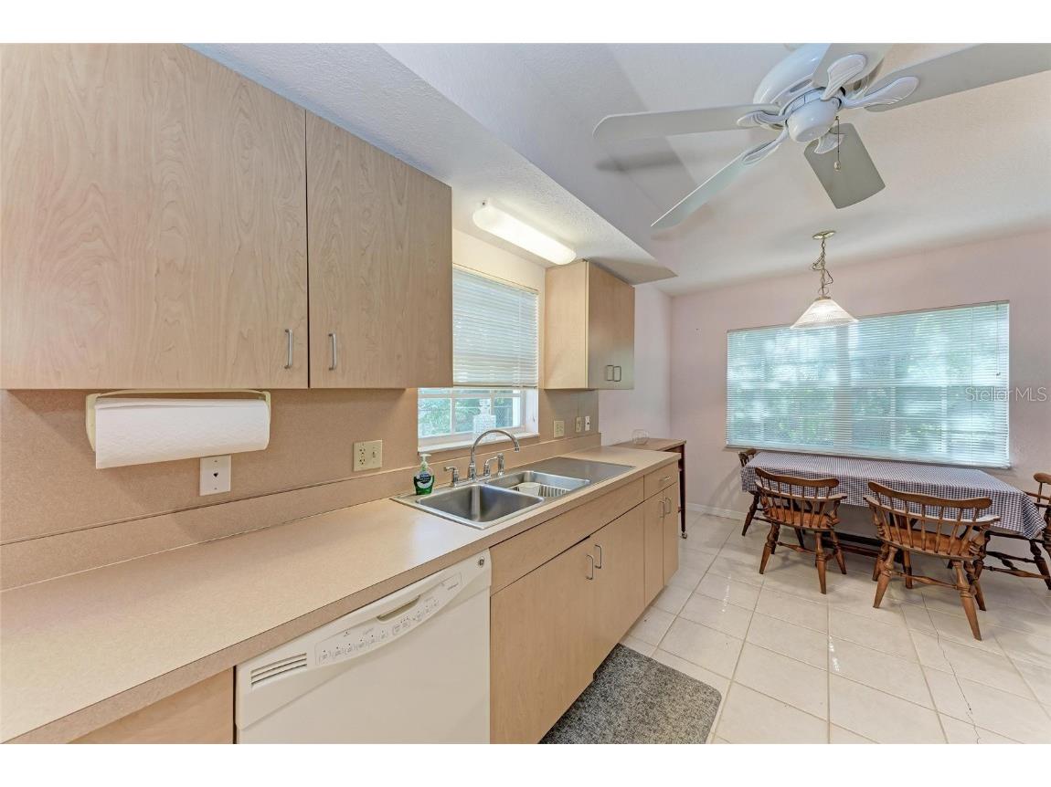 514 Howard Court Sarasota FL 34236 A4660394 image15