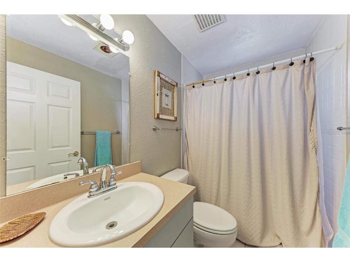 514 Howard Court Sarasota FL 34236 A4660394 image33