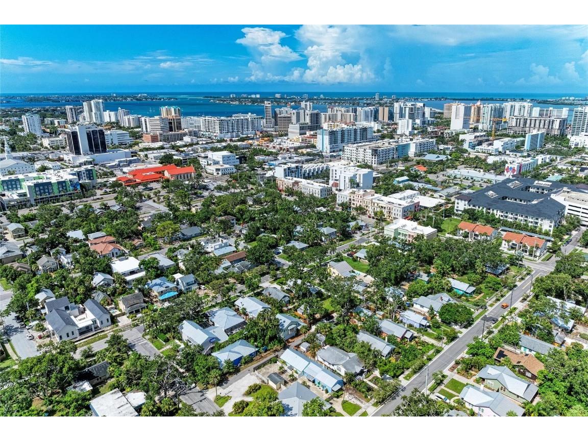 514 Howard Court Sarasota FL 34236 A4660394 image49