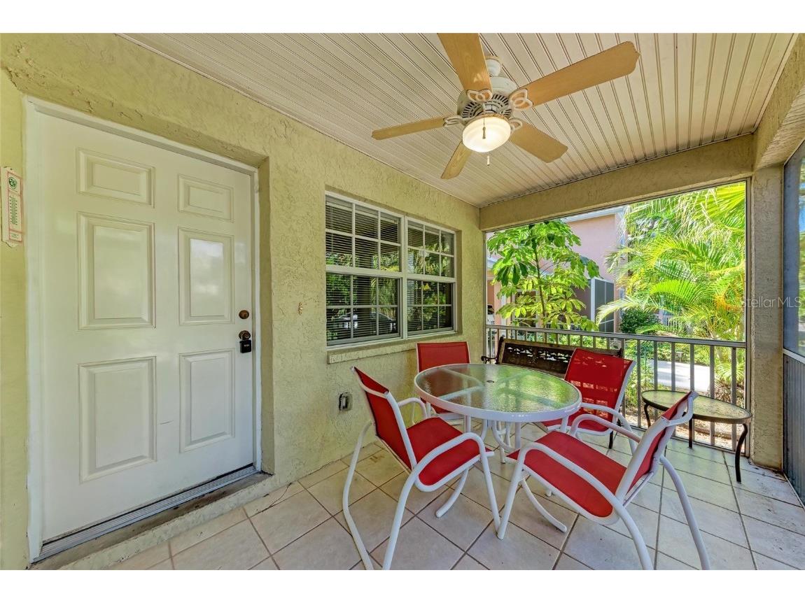 514 Howard Court Sarasota FL 34236 A4660394 image8