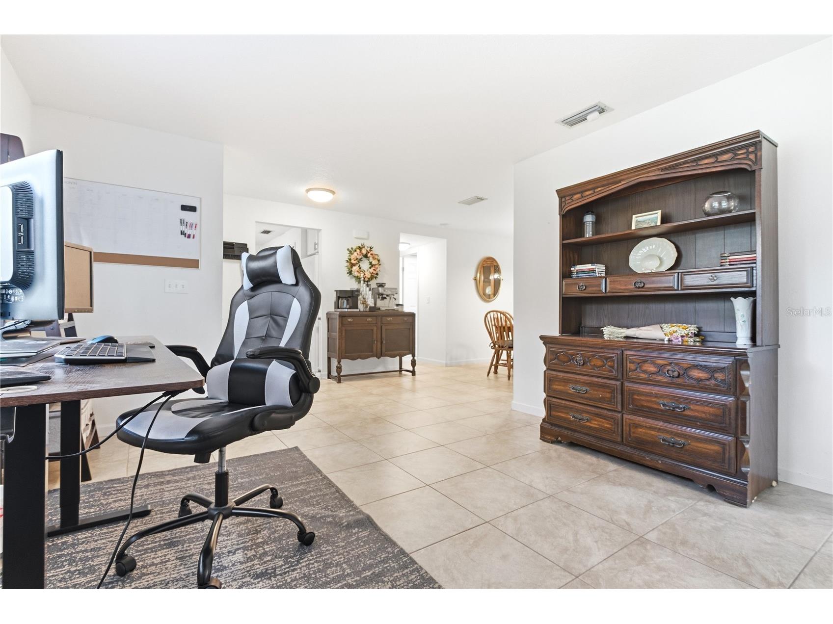 514 Longfellow Court #B Safety Harbor FL 34695 TB8495665 image14