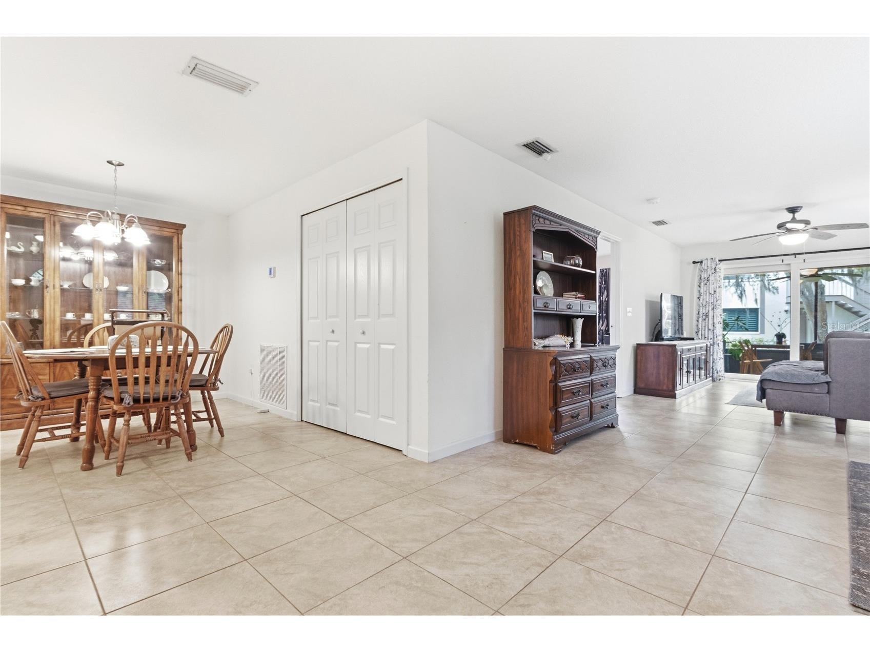 514 Longfellow Court #B Safety Harbor FL 34695 TB8495665 image16