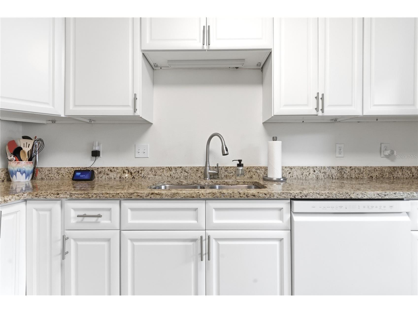 514 Longfellow Court #B Safety Harbor FL 34695 TB8495665 image25