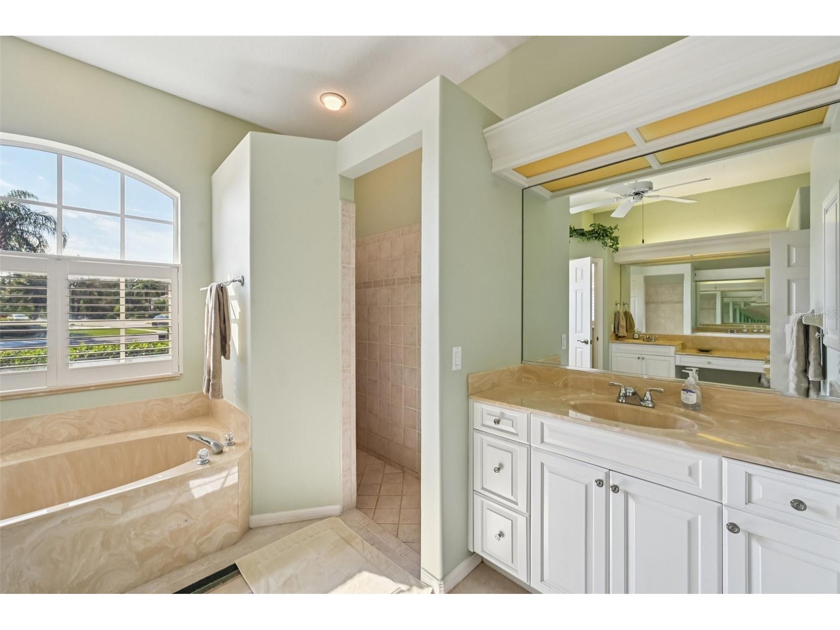 514 Summerfield Way Venice FL 34292 A4677836 image25