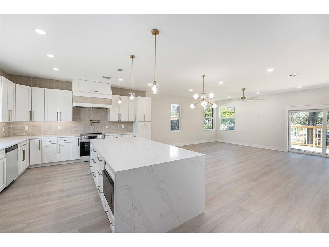 514 Summit Street Largo FL 33770 TB8448131 image11