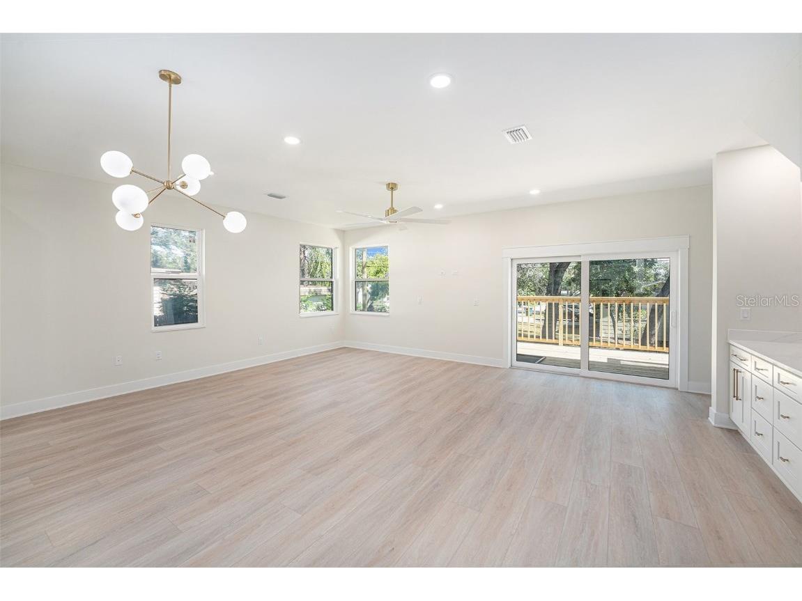 514 Summit Street Largo FL 33770 TB8448131 image5