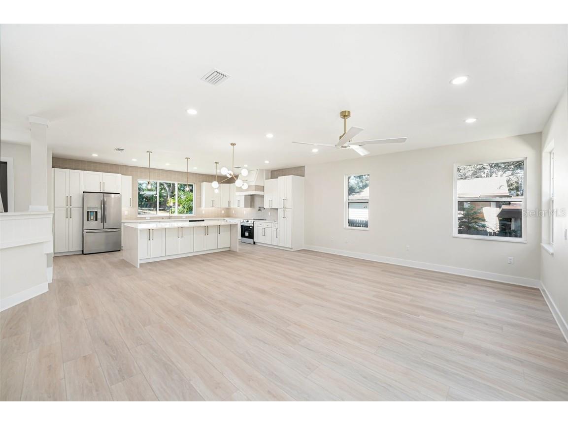 514 Summit Street Largo FL 33770 TB8448131 image8