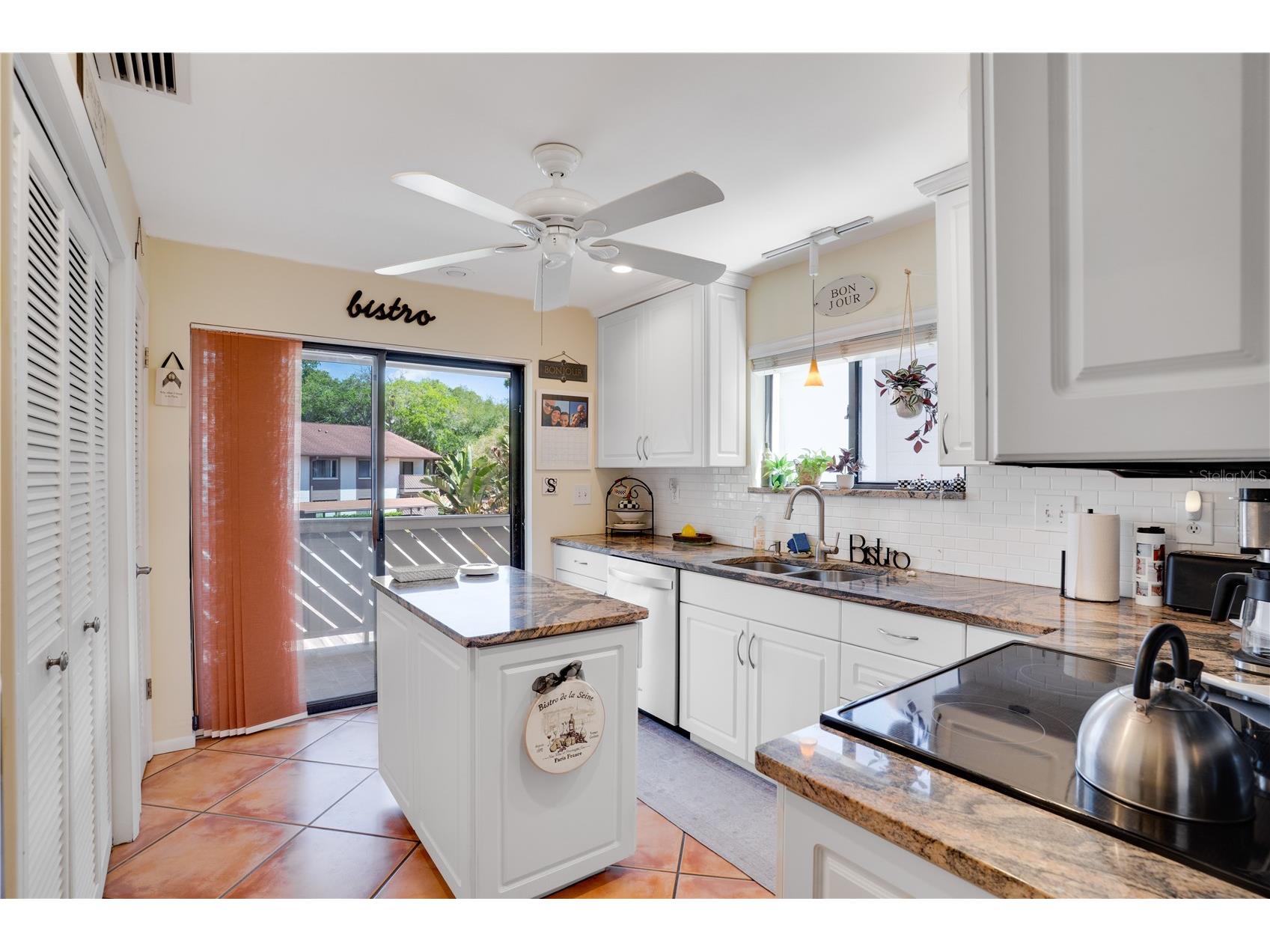 514 Tabor Court #C Safety Harbor FL 34695 TB8501825 image12