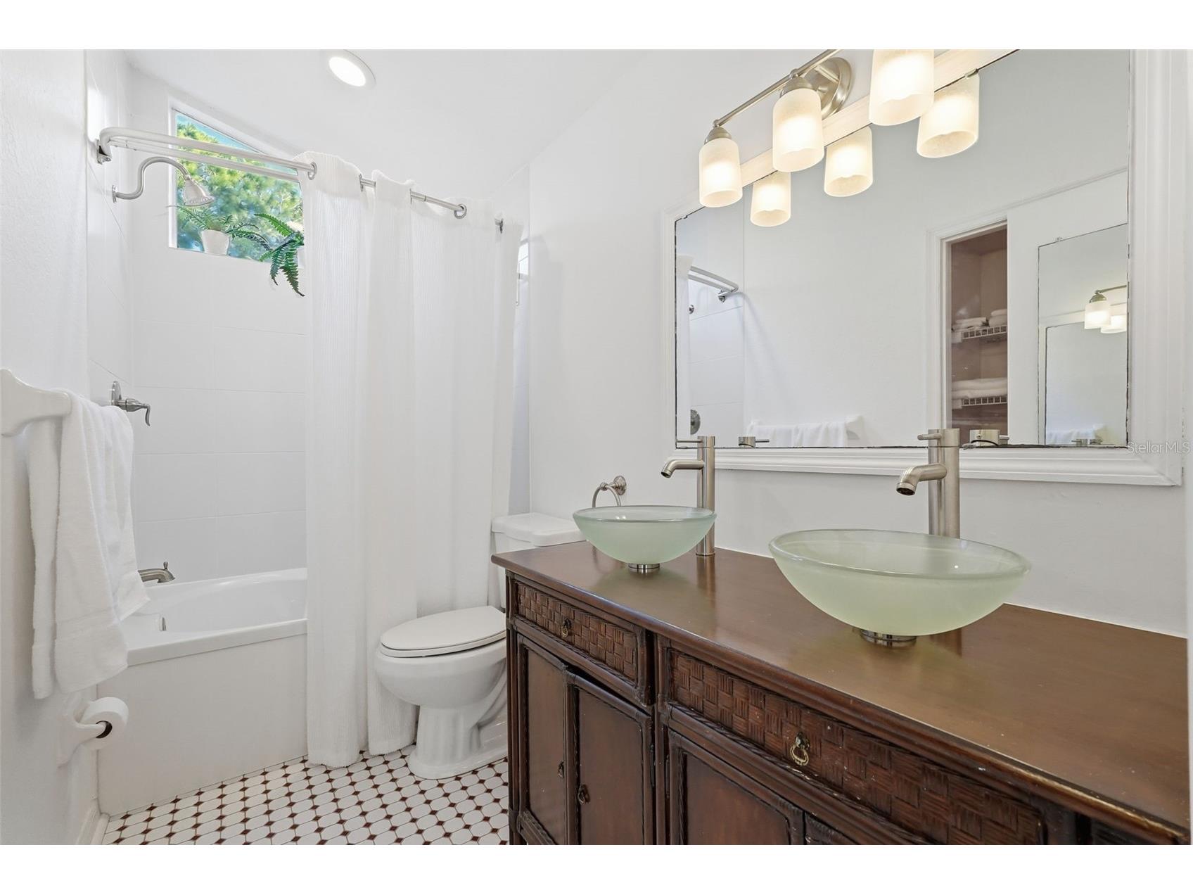 514 Wideview Avenue Tarpon Springs FL 34689 TB8473566 image65