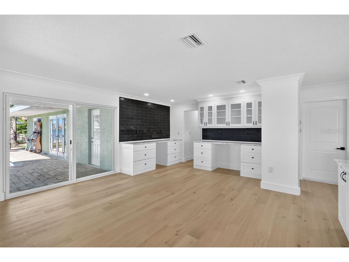 514 Windward Passage Clearwater Beach FL 33767 - CLEARWATER CHANNEL TB8428935 image14