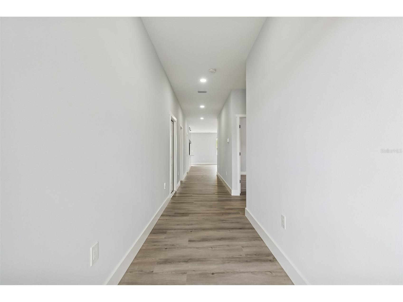 5140 70th Avenue N Pinellas Park FL 33781 TB8481404 image5