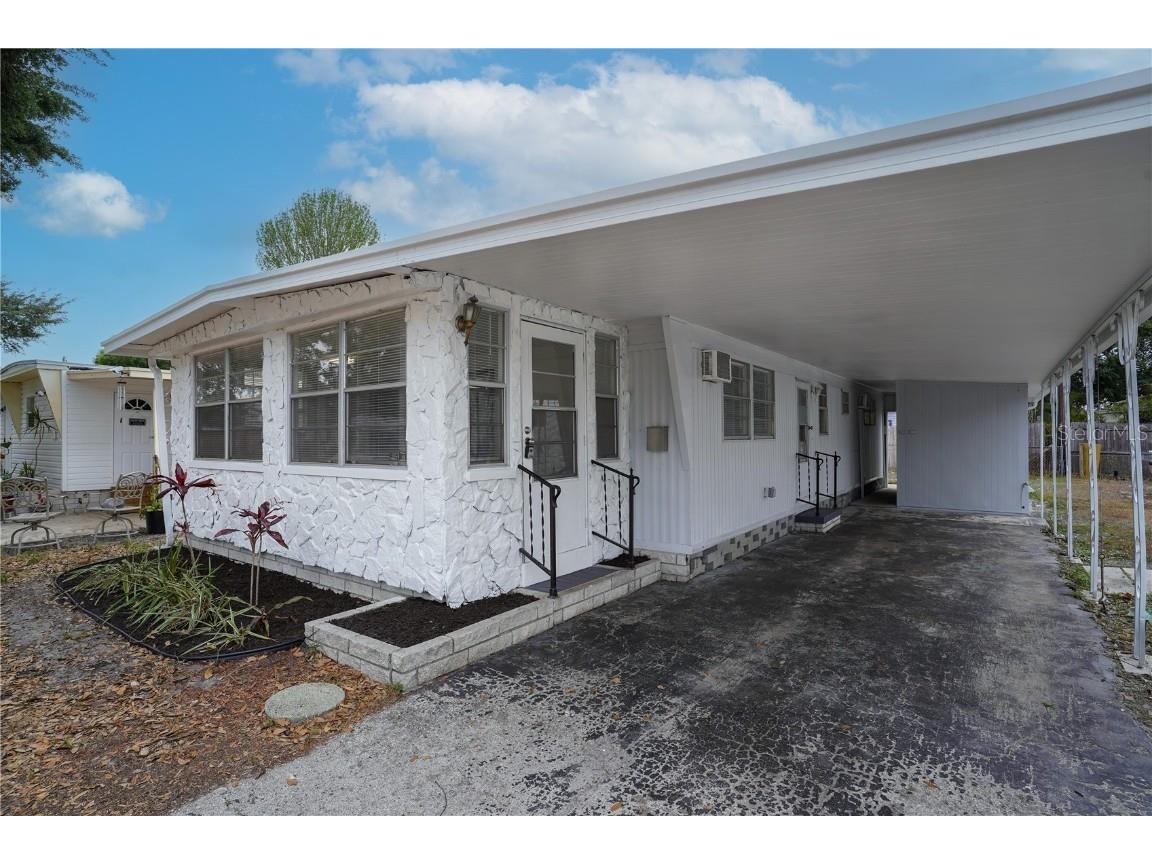 5140 76th Street N Saint Petersburg FL 33709 U8196407 image1