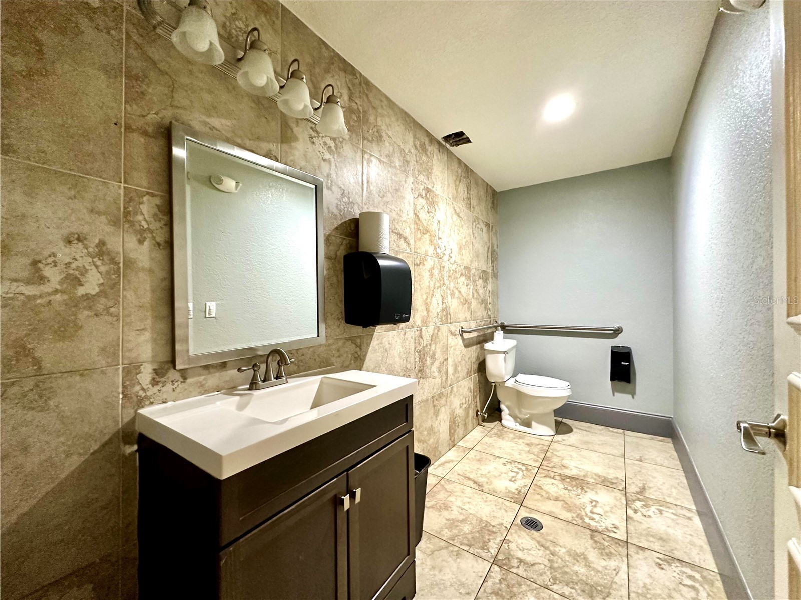 5140 Conroy Road #27 Orlando FL 32811 O6388182 image41