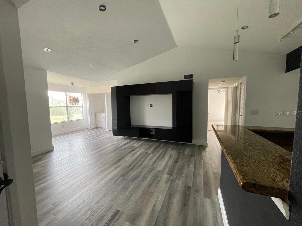 5140 Conroy Road #37 Orlando FL 32811 O6351756 image2