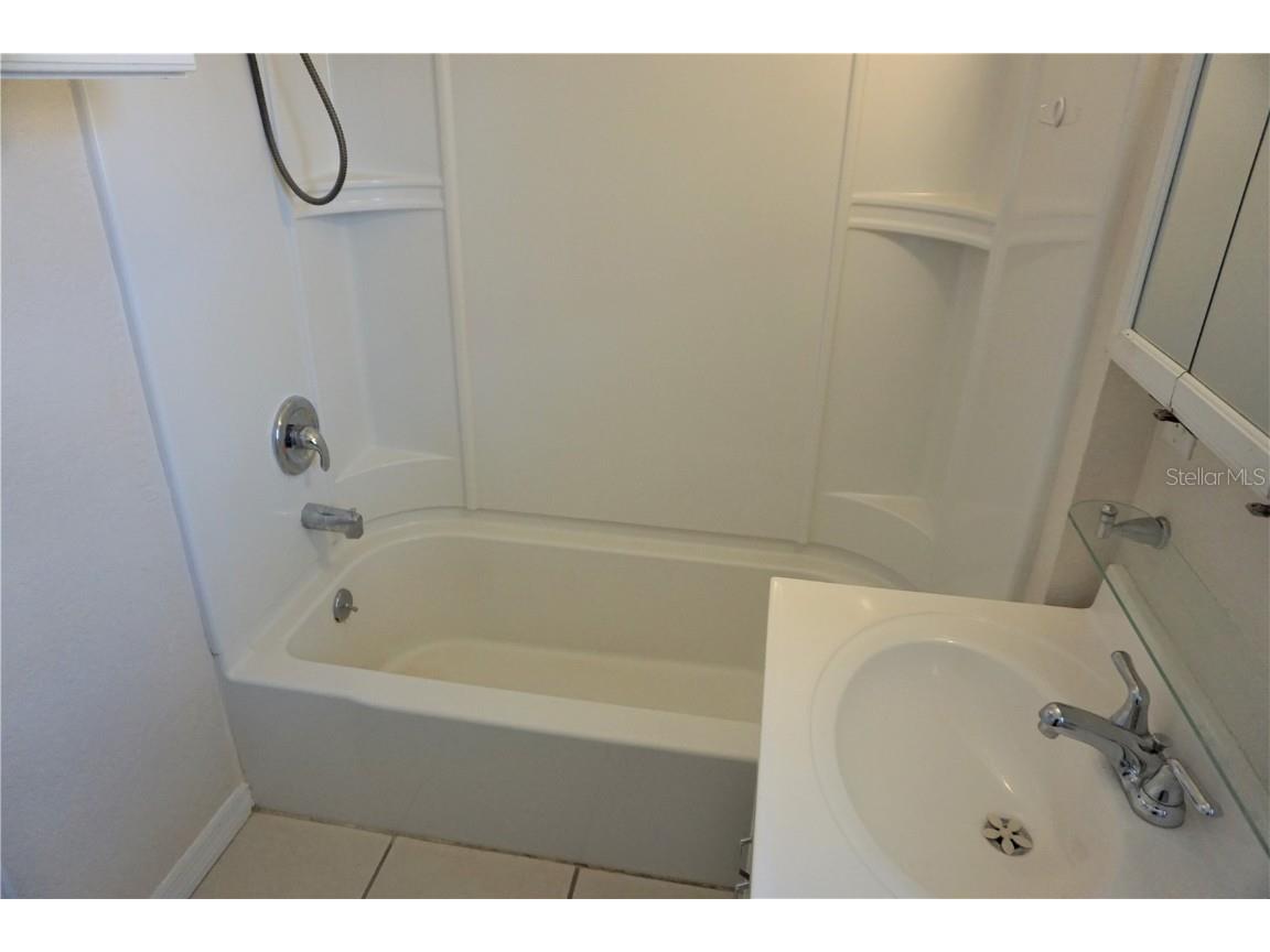 5140 Summer Hill Drive Zephyrhills FL 33542 TB8455951 image20