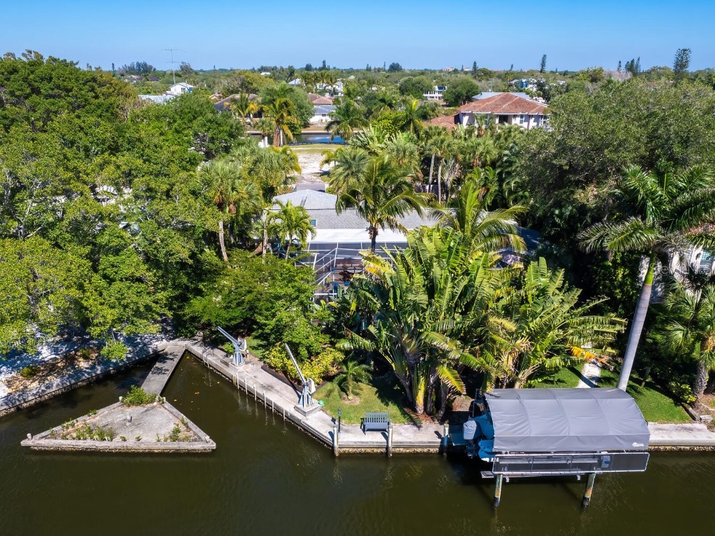5140 Windward Avenue Sarasota FL 34242 - GRAND CANAL A4634995 image1