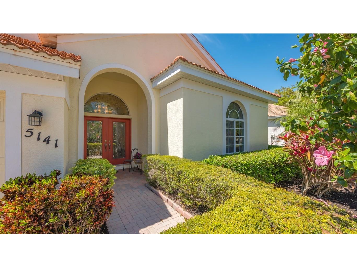 5141 Flagstone Drive Sarasota FL 34238 A4603602 image2