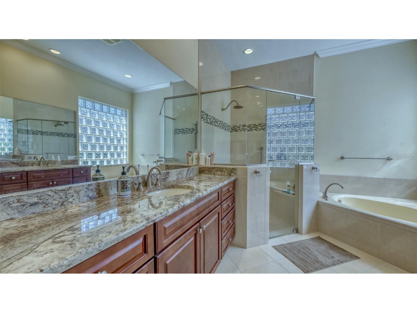 5141 Flagstone Drive Sarasota FL 34238 A4603602 image33