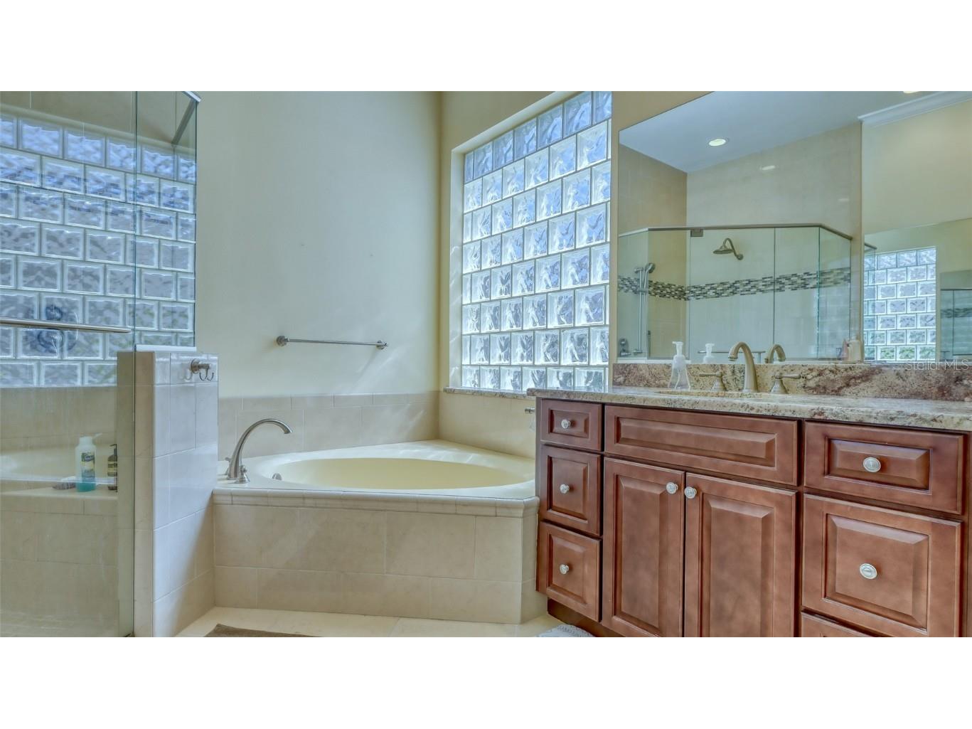 5141 Flagstone Drive Sarasota FL 34238 A4603602 image34