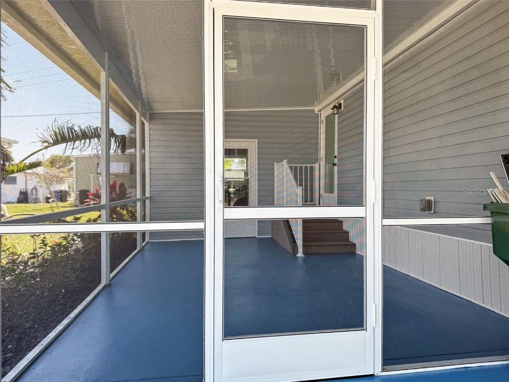 5141 Oakland Hills Avenue Sarasota FL 34234 O6310883 image16