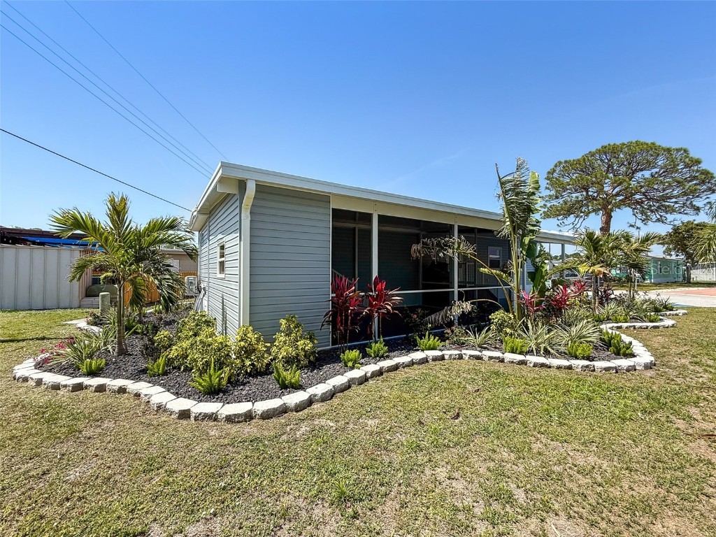 5141 Oakland Hills Avenue Sarasota FL 34234 O6310883 image23