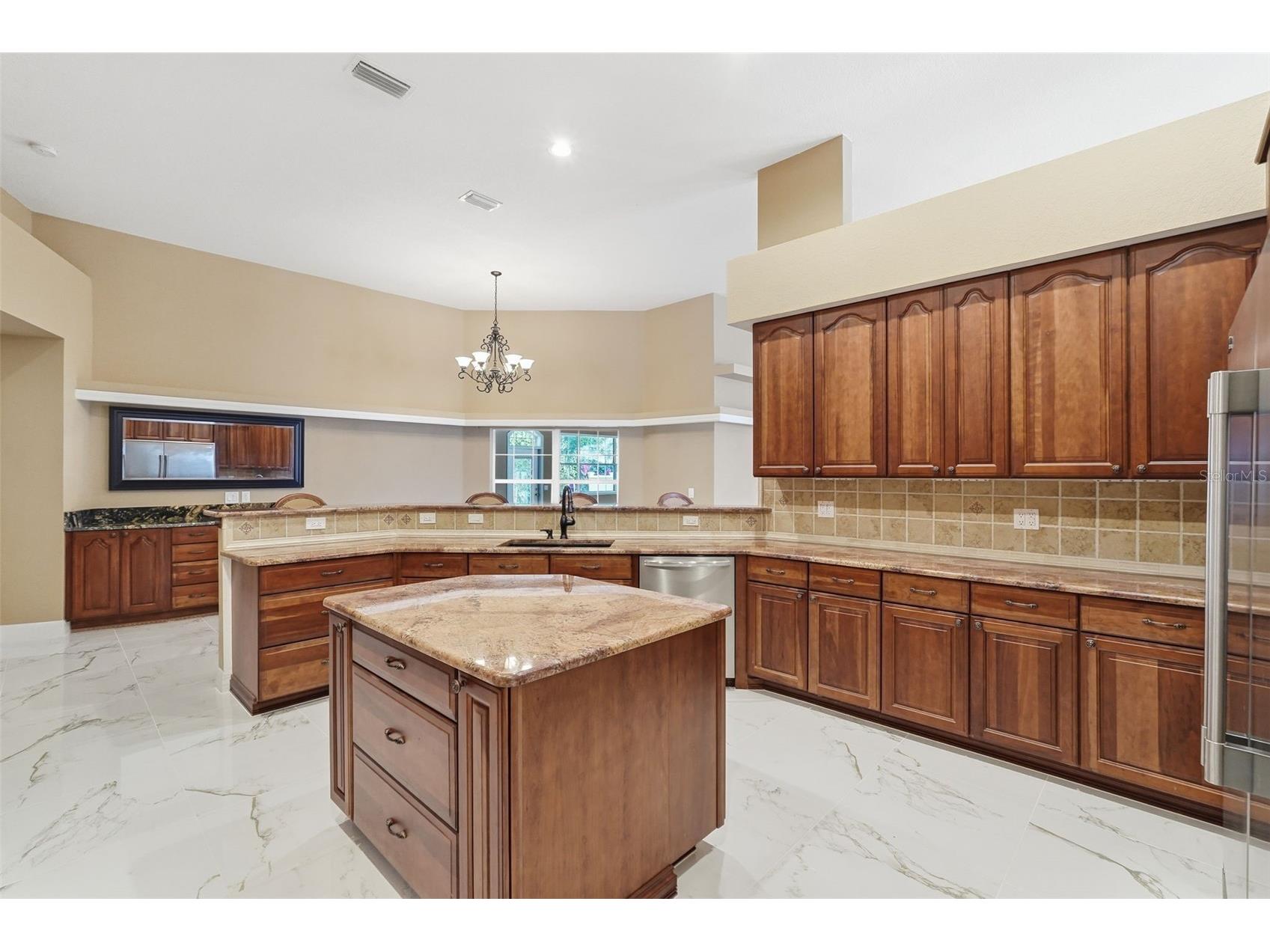 5141 S Pointe Drive Inverness FL 34450 - CHAIN OF LAKES A4677070 image12