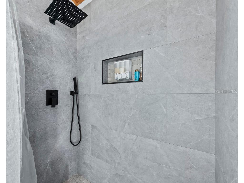 5141 Saint Albans Avenue Sarasota FL 34242 A4666801 image18