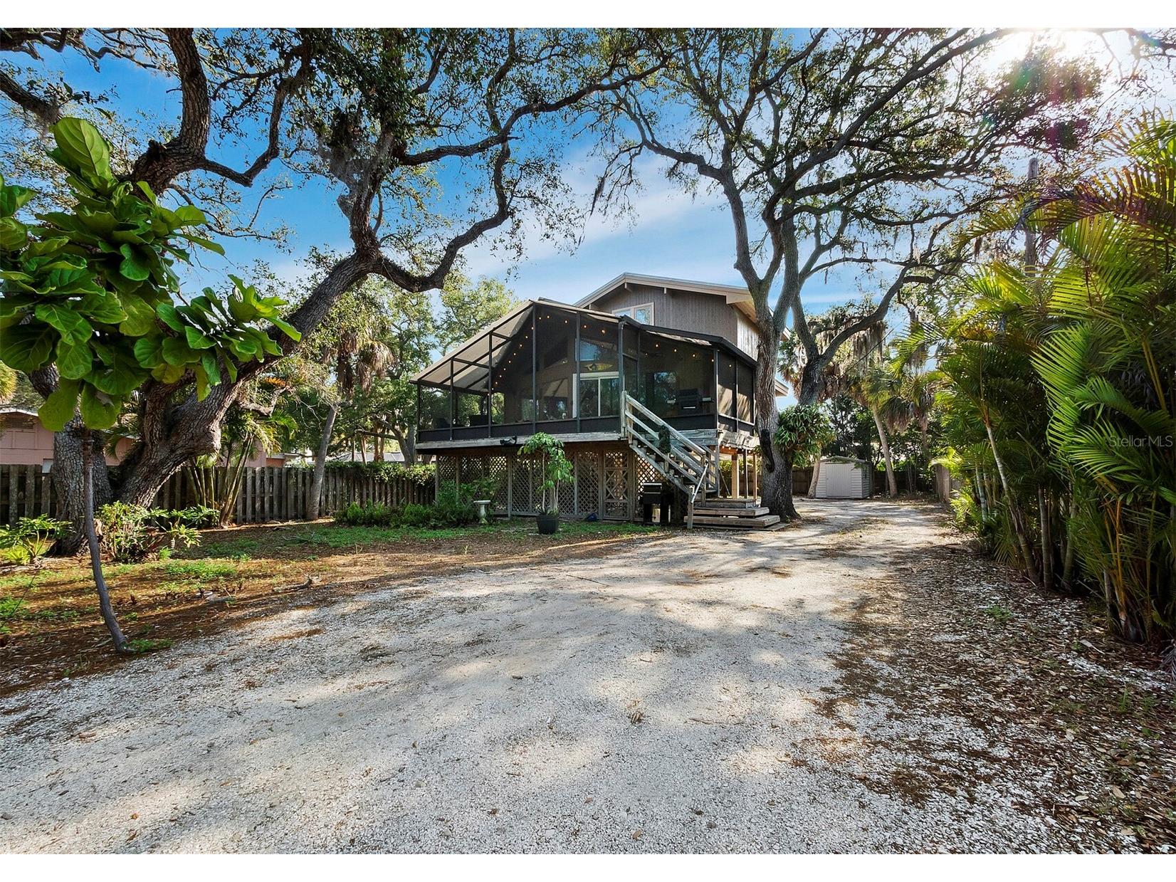 5141 Saint Albans Avenue Sarasota FL 34242 A4691423 image1