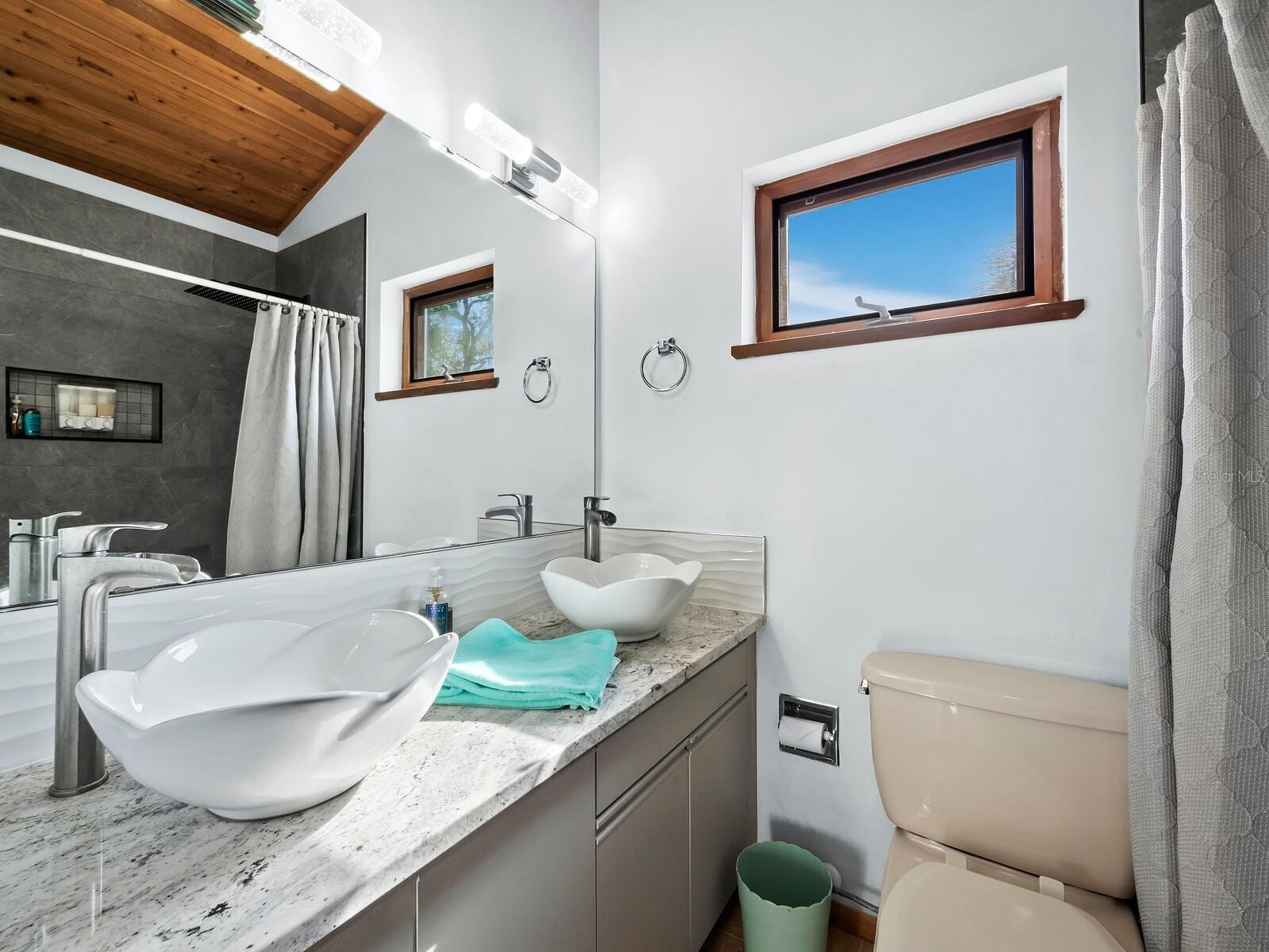 5141 Saint Albans Avenue Sarasota FL 34242 A4691423 image9