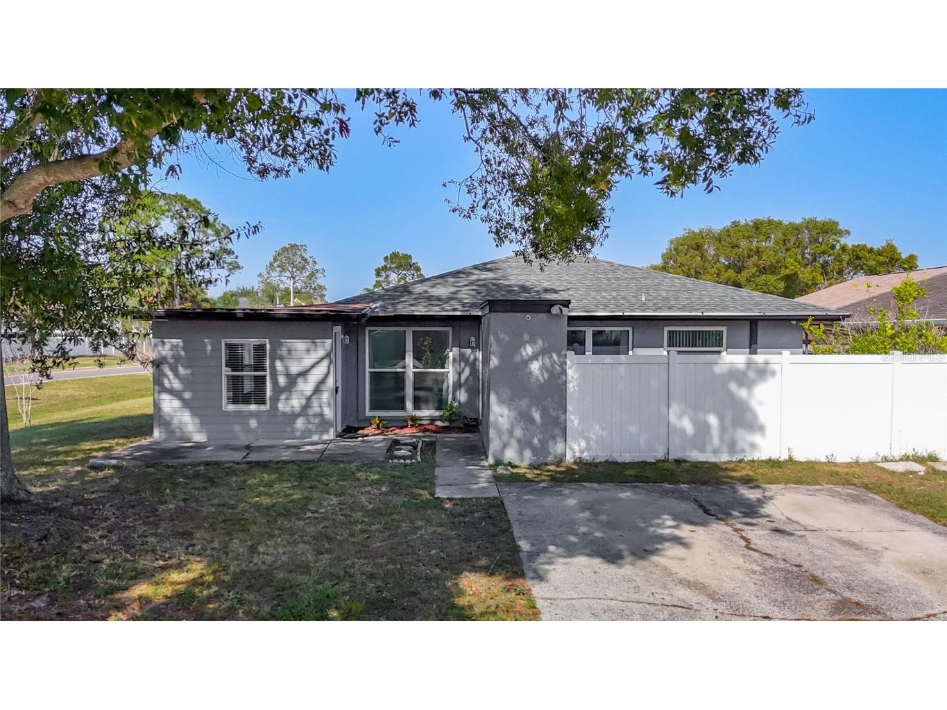5141 Springwood Drive Tampa FL 33624 TB8450045 image2