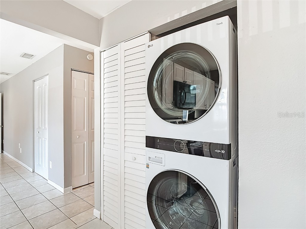 5141 Springwood Drive Tampa FL 33624 TB8450045 image22