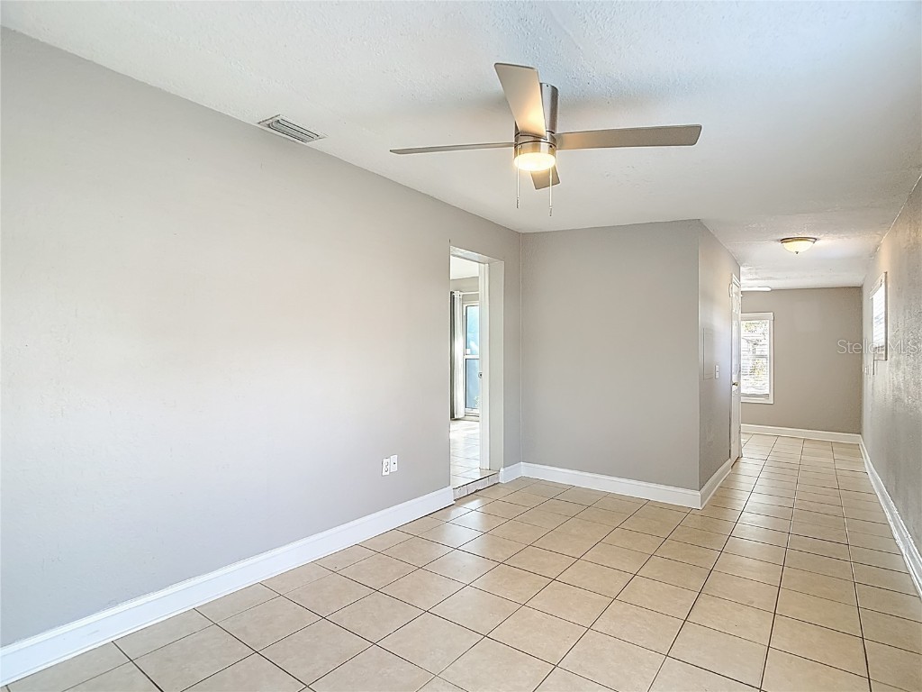 5141 Springwood Drive Tampa FL 33624 TB8450045 image27