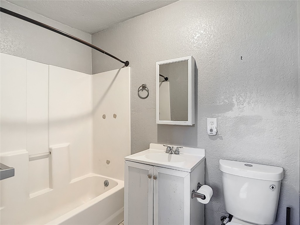 5141 Springwood Drive Tampa FL 33624 TB8450045 image31