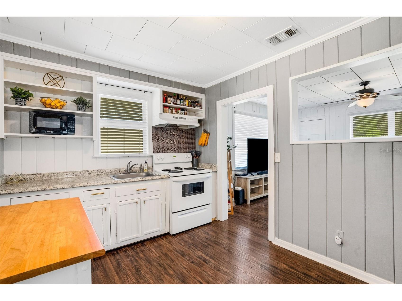 5144 11th Avenue S Gulfport FL 33707 U8239835 image8