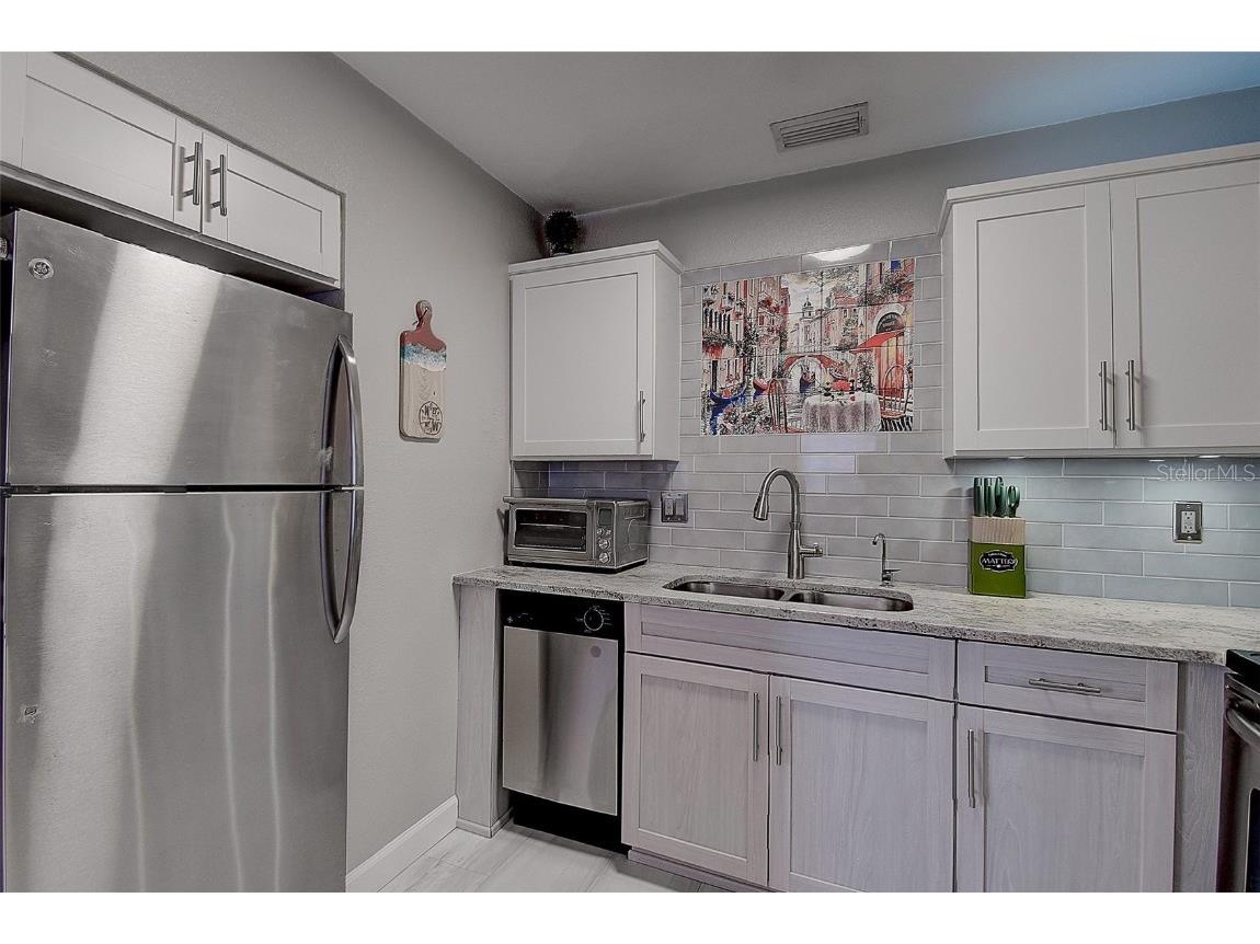 5144 Salmon Drive SE #A Saint Petersburg FL 33705 TB8301736 image14