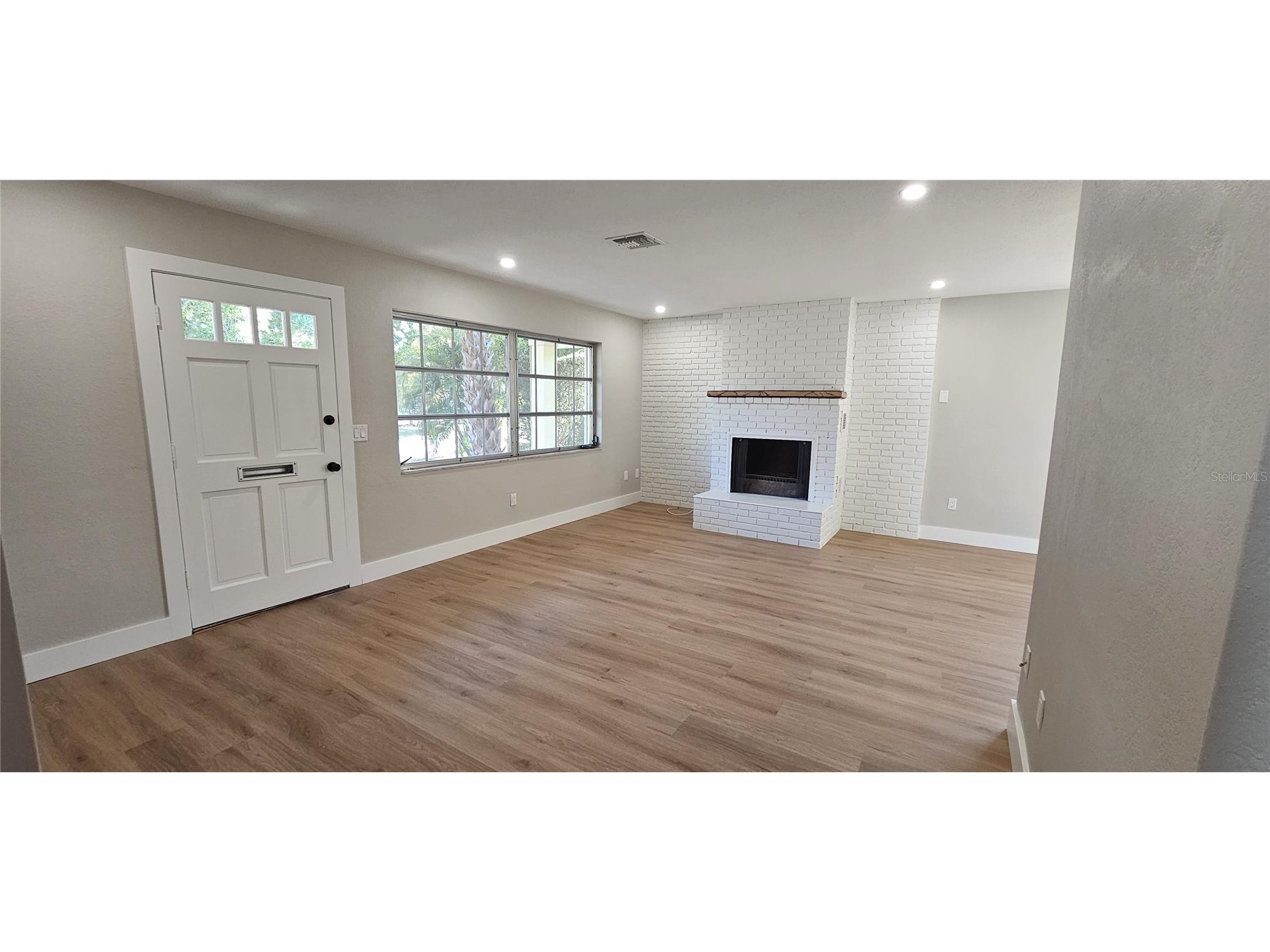 5145 17th Avenue N Saint Petersburg FL 33710 TB8520754 image2
