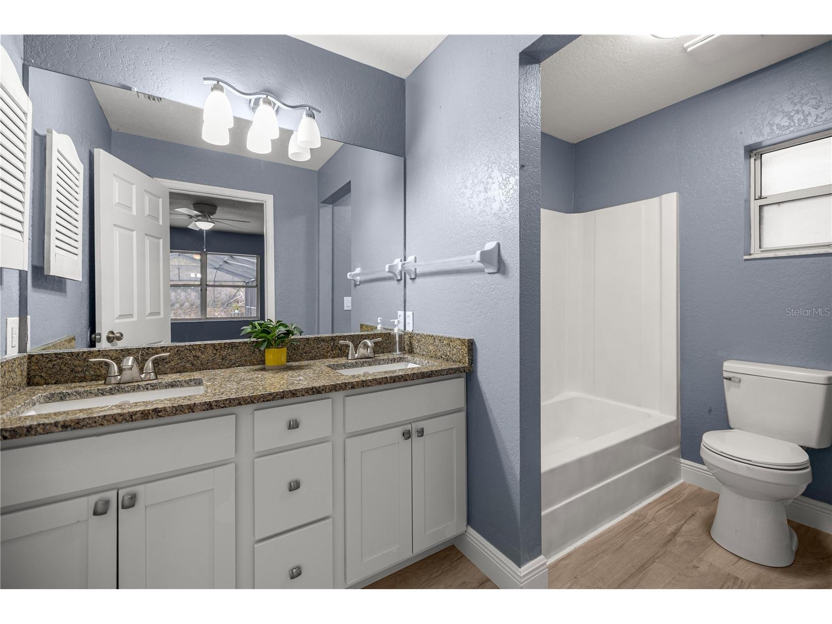 5145 SE 189th Terrace Ocklawaha FL 32179 OM718688 image16