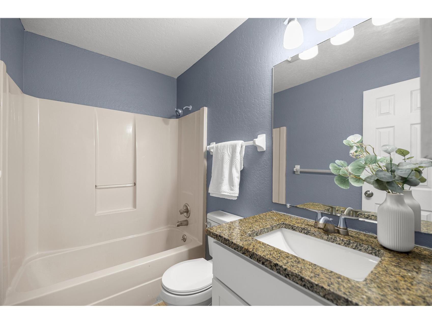 5145 SE 189th Terrace Ocklawaha FL 32179 OM718688 image19