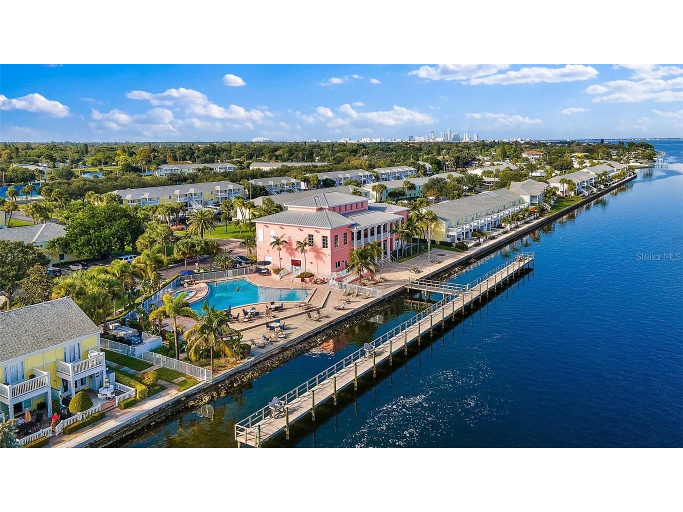 5146 Beach Drive SE #C Saint Petersburg FL 33705 U8229275 image1