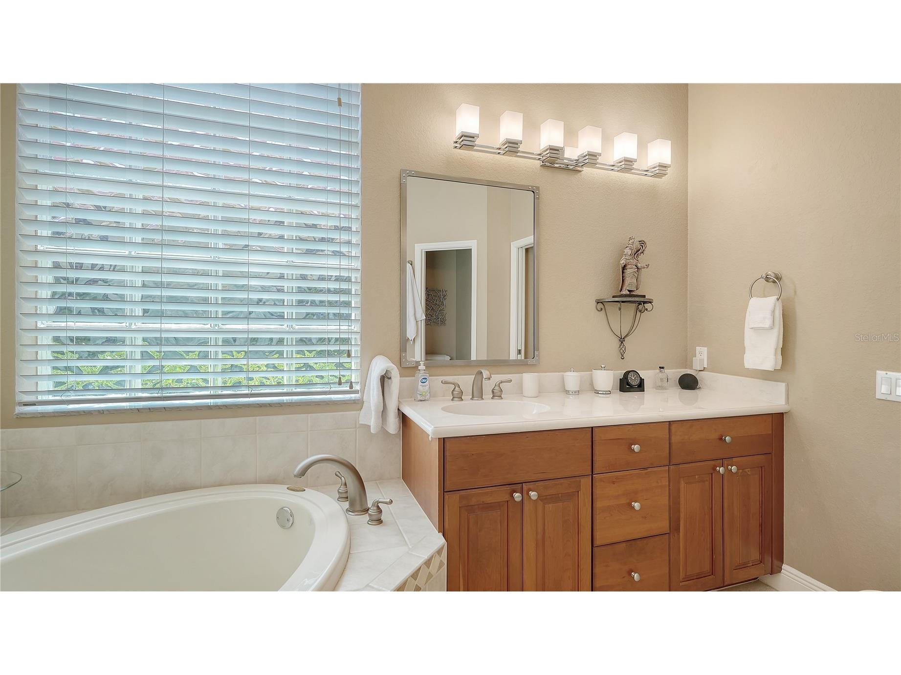 5146 Cote Du Rhone Way Sarasota FL 34238 A4696420 image30