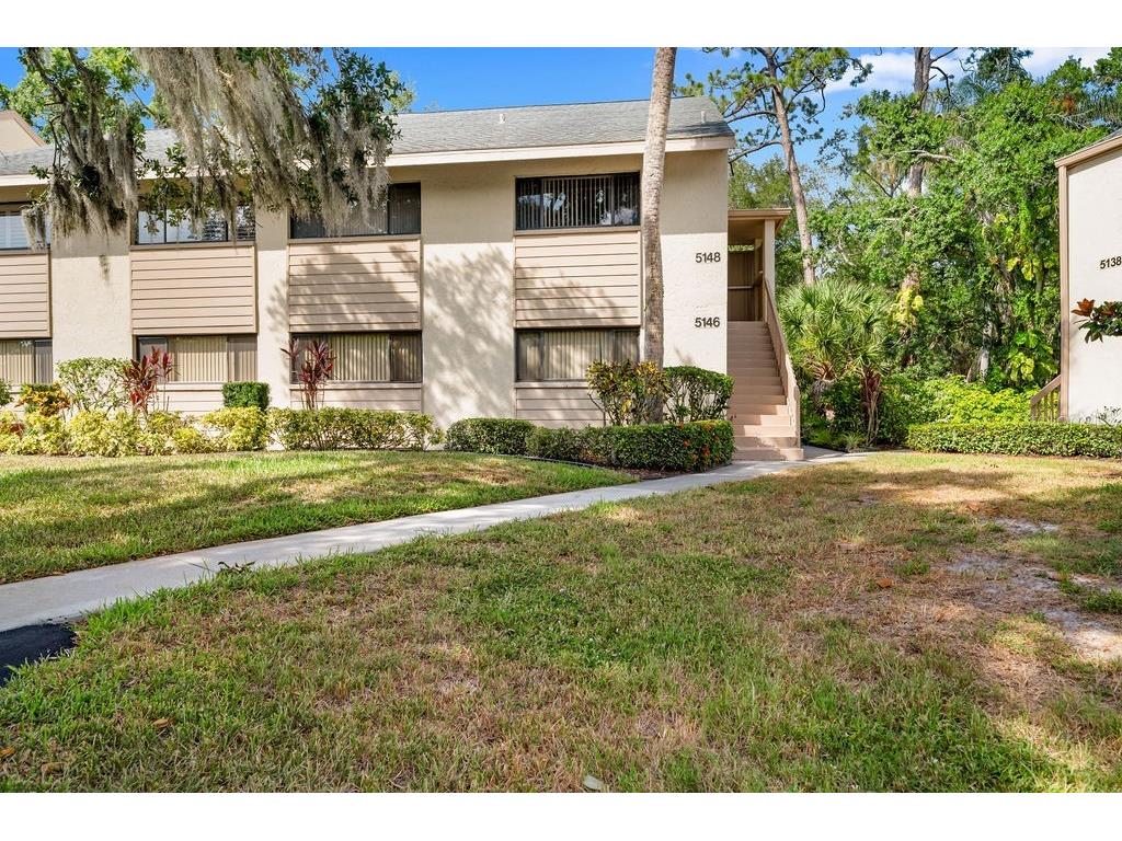 5146 Harpers Croft #13 Sarasota FL 34235 A4699919 image1