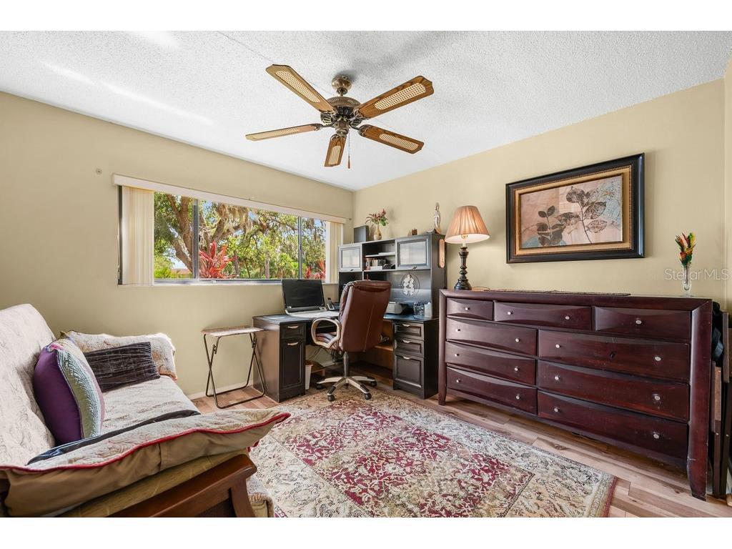 5146 Harpers Croft #13 Sarasota FL 34235 A4699919 image17