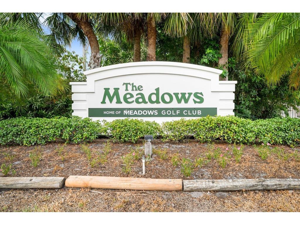 5146 Harpers Croft #13 Sarasota FL 34235 A4699919 image2