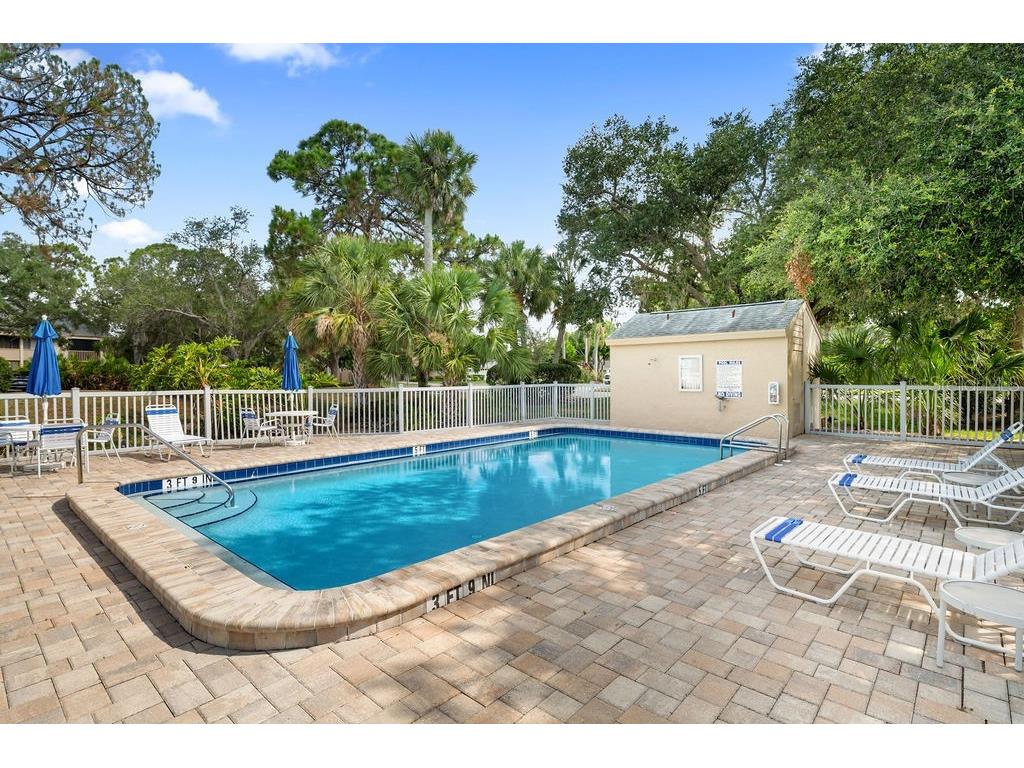 5146 Harpers Croft #13 Sarasota FL 34235 A4699919 image24