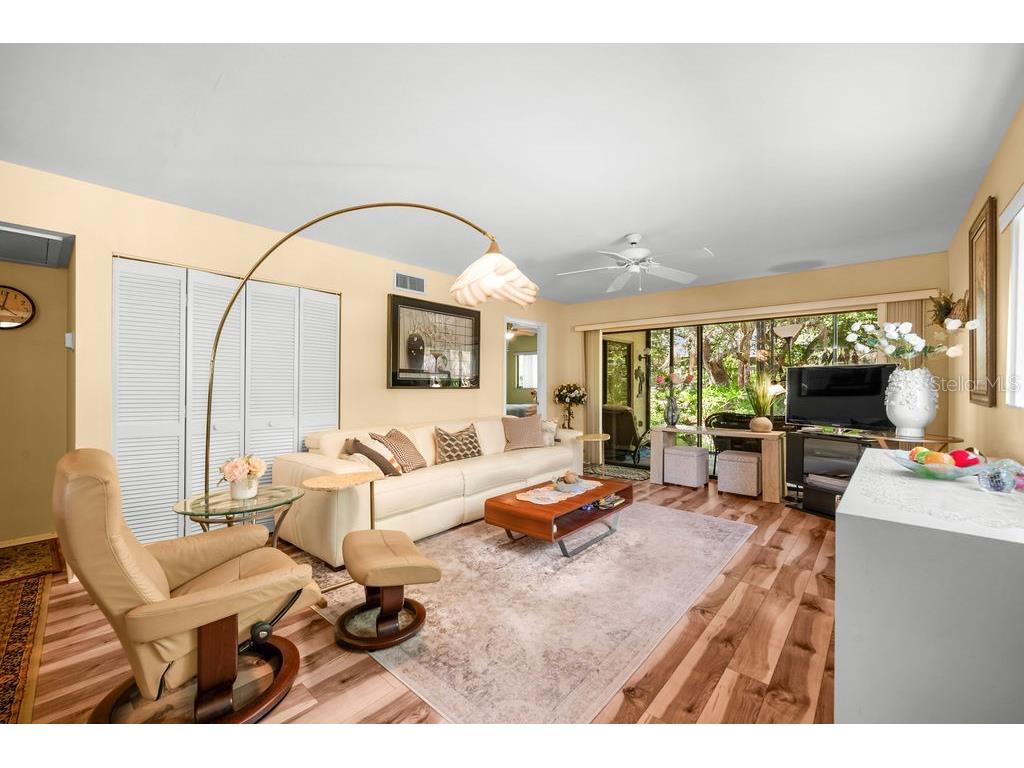 5146 Harpers Croft #13 Sarasota FL 34235 A4699919 image6