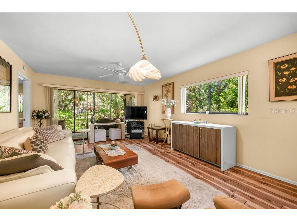 5146 Harpers Croft #13 Sarasota FL 34235 A4699919 image7