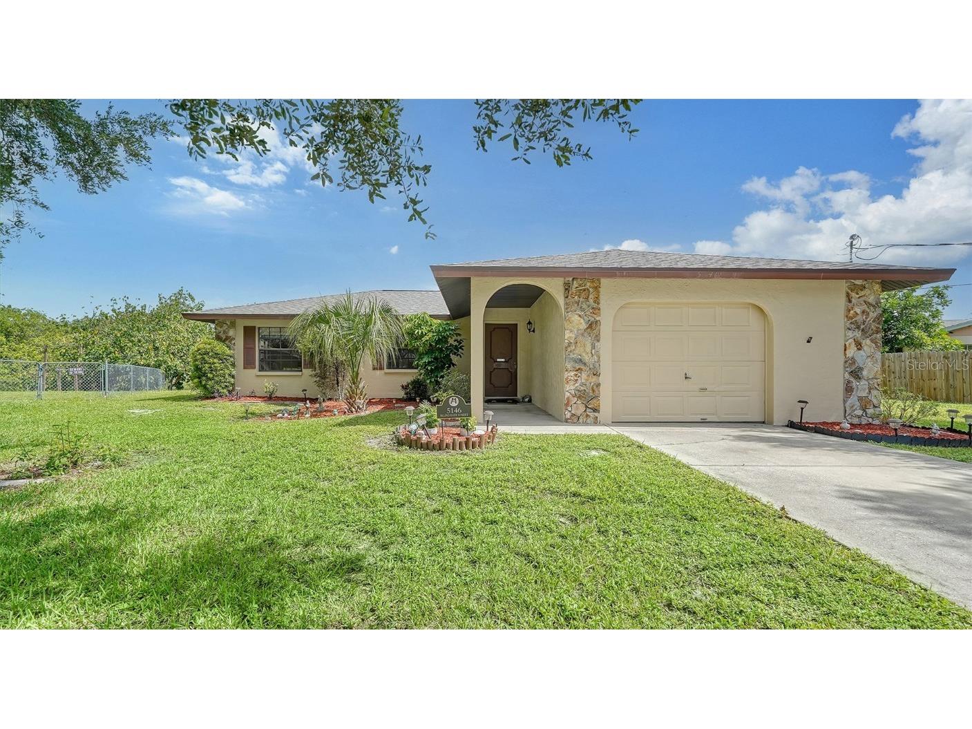 5146 Island Date Street Sarasota FL 34232 A4621912 image1